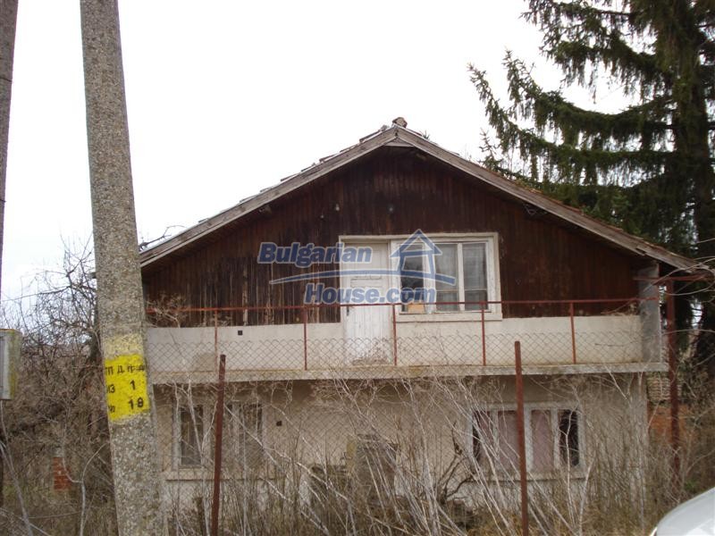 Foto 2 von 12 — Bulgarian property with a garden in a village 80km from Burgas