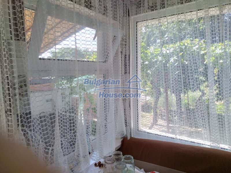 Foto 9 von 12 — One storey house in good condition 18 km from Stara Zagora