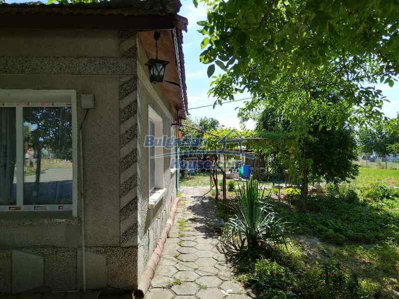 Foto 3 von 12 — One storey house in good condition 18 km from Stara Zagora