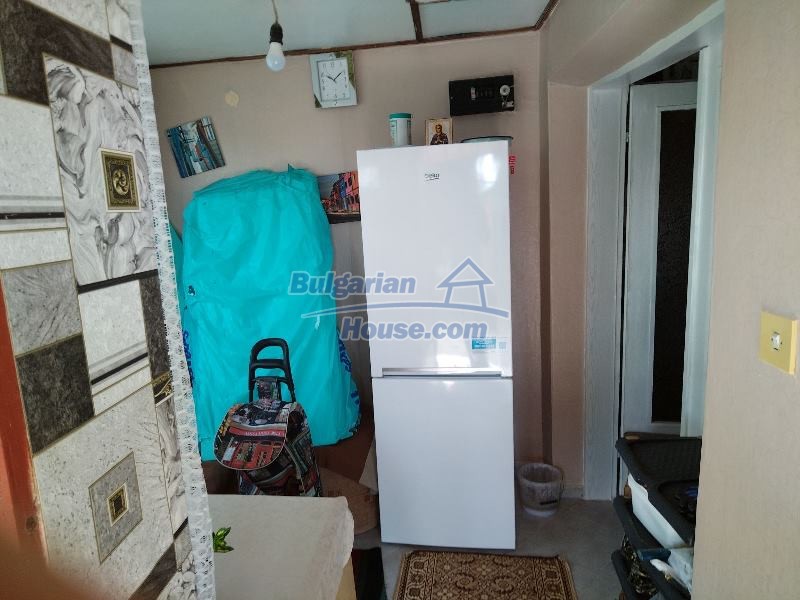 Foto 8 von 12 — One storey house in good condition 18 km from Stara Zagora