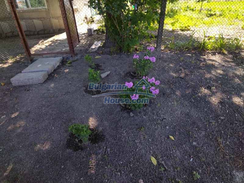 Foto 5 von 12 — One storey house in good condition 18 km from Stara Zagora