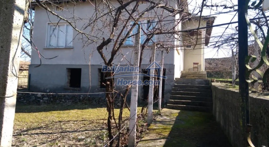 Foto 7 von 12 — Nice rural house 27 km from Popovo and 40 km from Danube