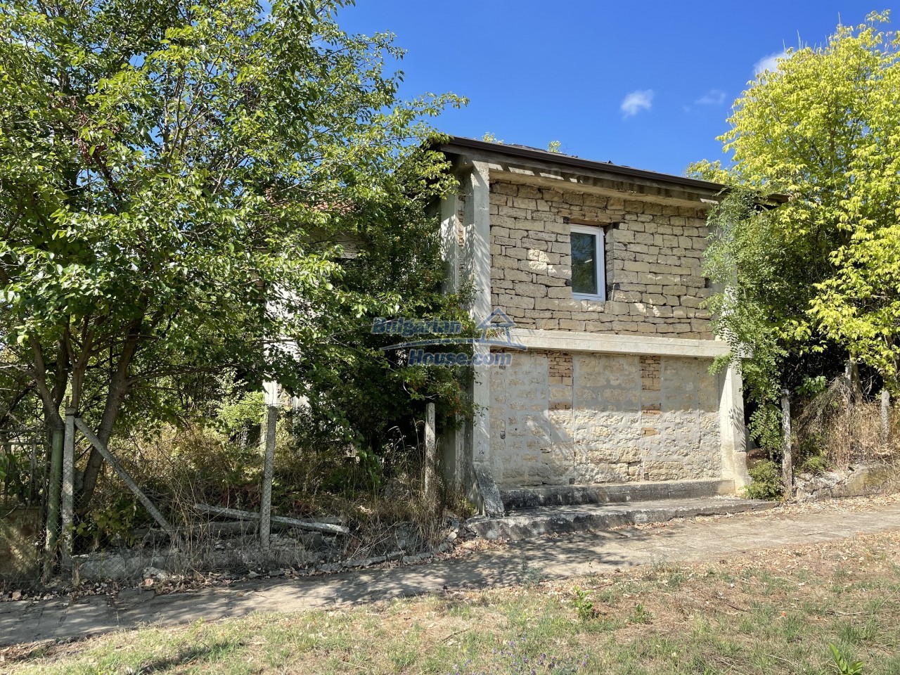 Foto 5 von 11 — Lovely Village House whit big yard only 15min. to VARNA