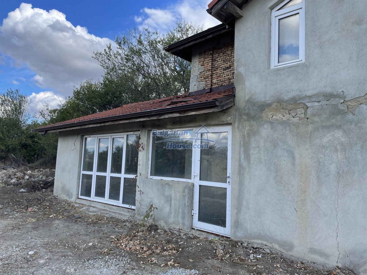 Foto 2 von 11 — Lovely Village House whit big yard only 15min. to VARNA