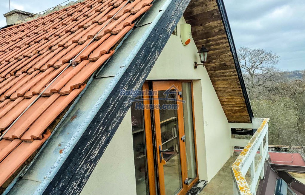 Foto 4 von 12 — A unique three-floor house with a nice garden in VARNA