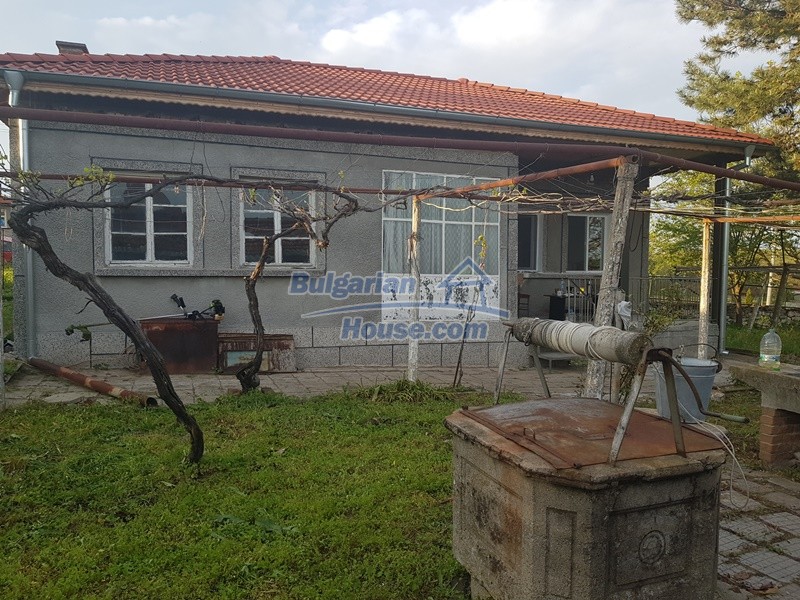 Foto 7 von 12 — Rural Bulgarian property 46 km from Stara Zagora with big garden