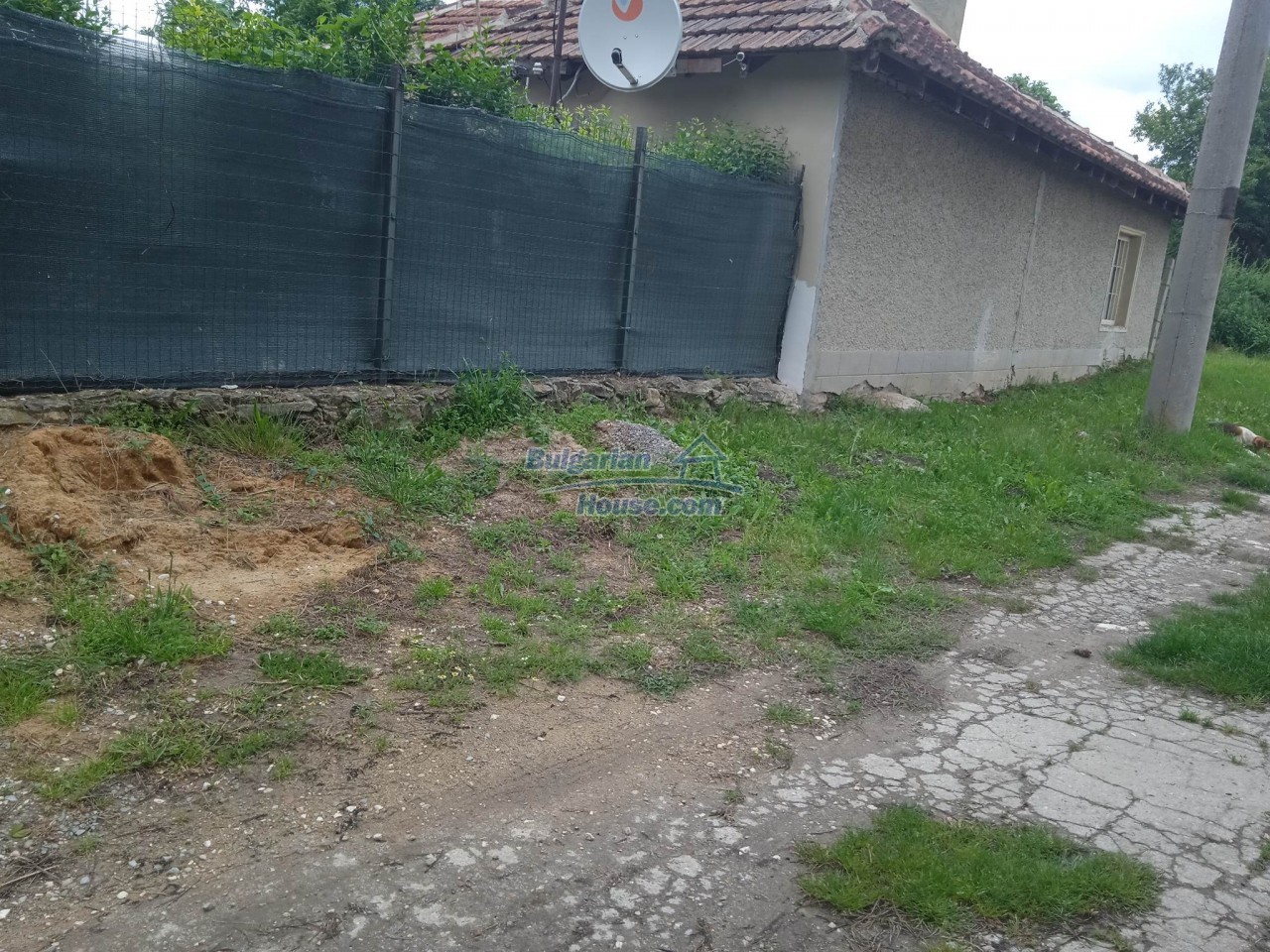 Foto 6 von 12 — Renovated property for sale in the village of Chernook Provadia