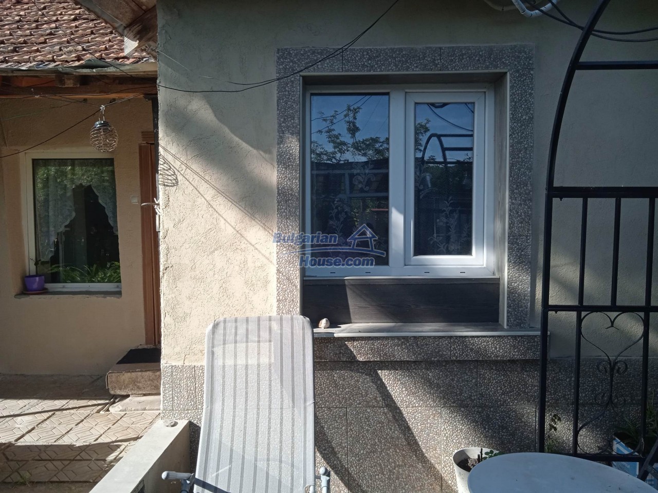 Foto 4 von 12 — Renovated property for sale in the village of Chernook Provadia