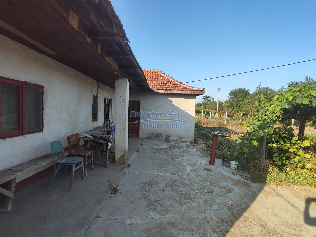 Foto 11 von 12 — OLD HOUSE WHIT BIG yard ONLY 8 km from the sea