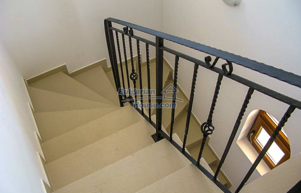 Foto 10 von 12 — Two-storey house with pool and SEA PANORAMIC- near ALbena