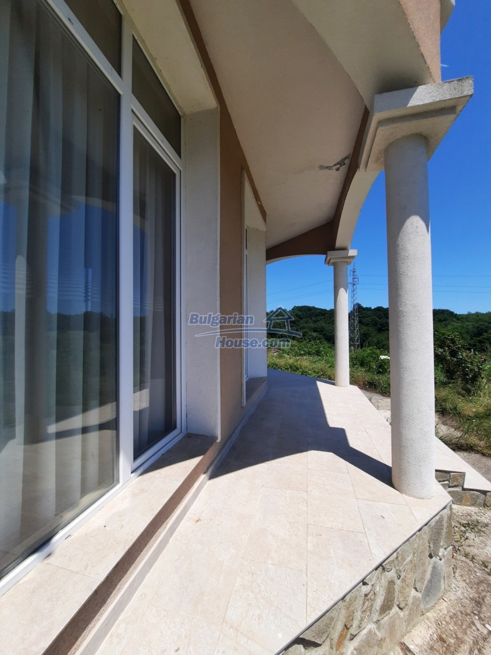Foto 11 von 12 — Excellent new spacious two -storey house near close to seaside