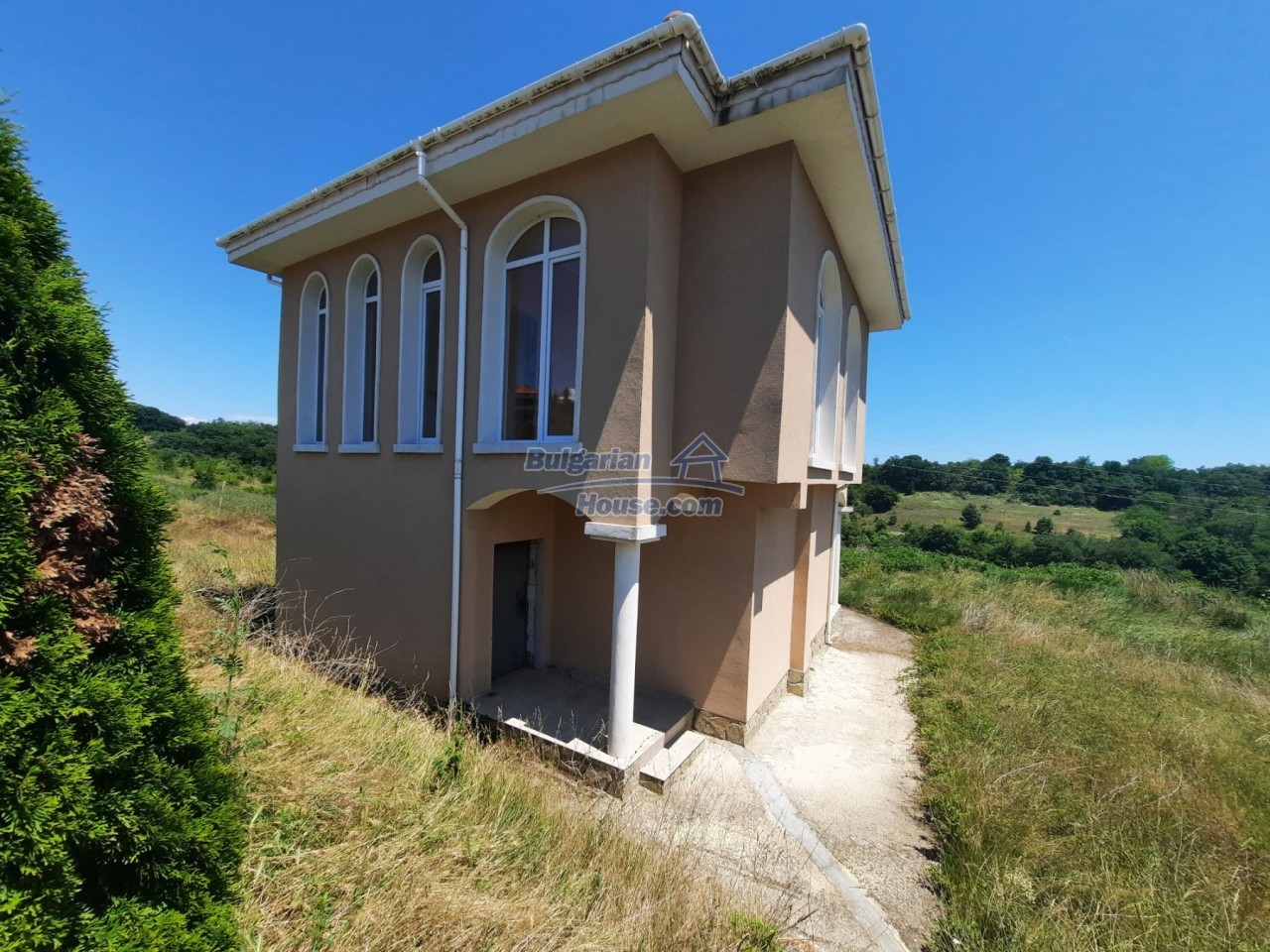 Foto 10 von 12 — Excellent new spacious two -storey house near close to seaside