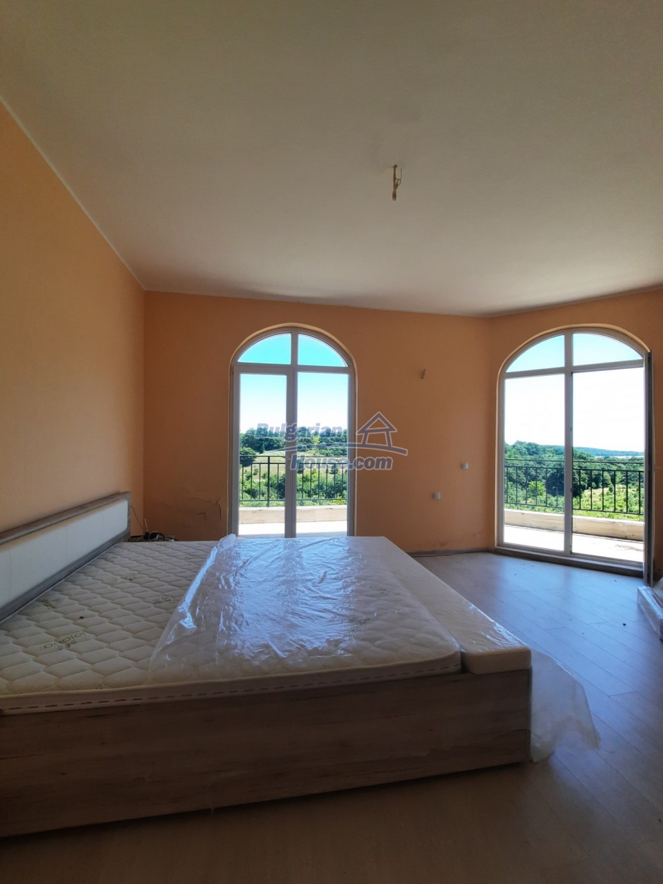 Foto 7 von 12 — Excellent new spacious two -storey house near close to seaside