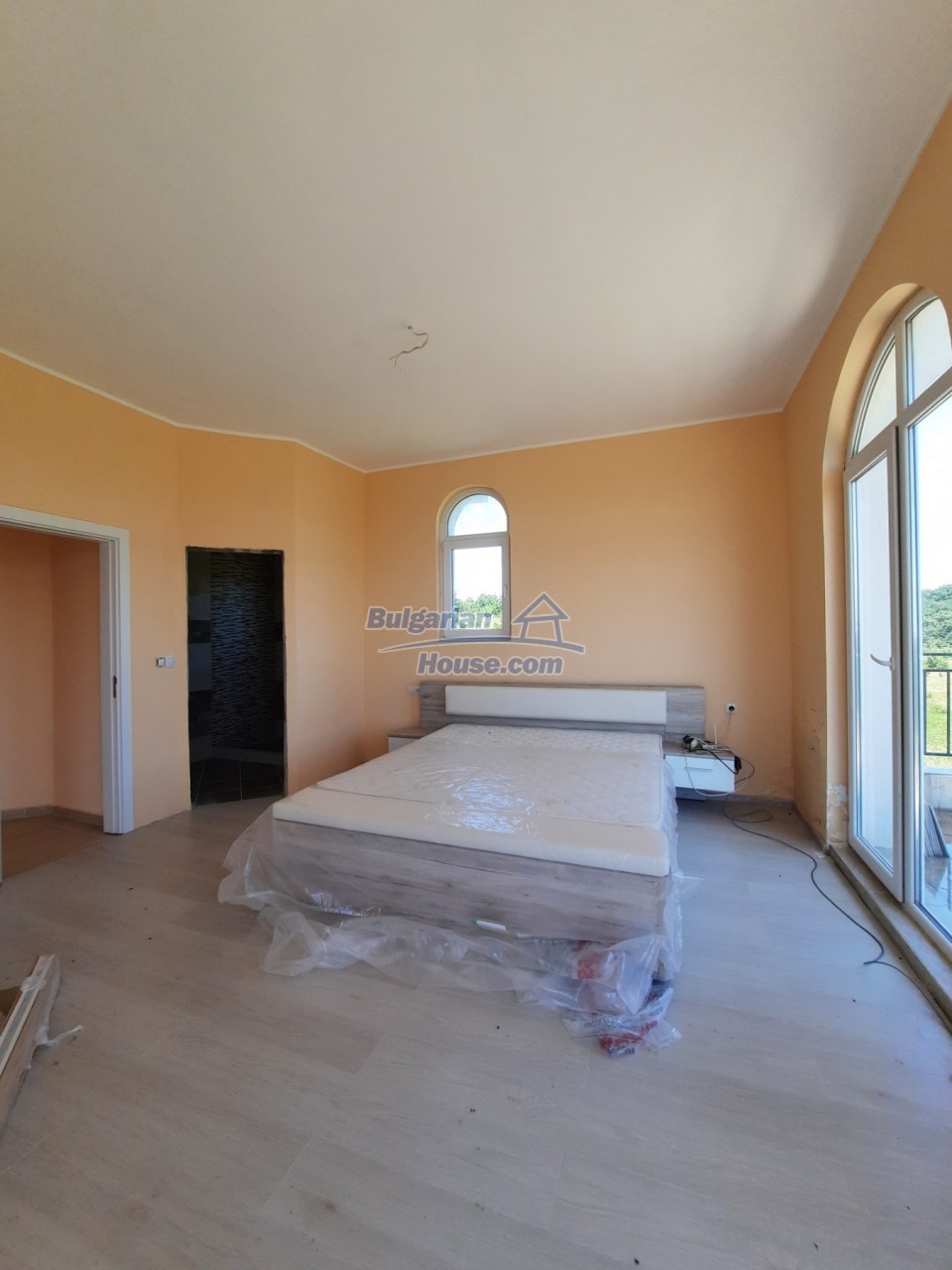 Foto 9 von 12 — Excellent new spacious two -storey house near close to seaside