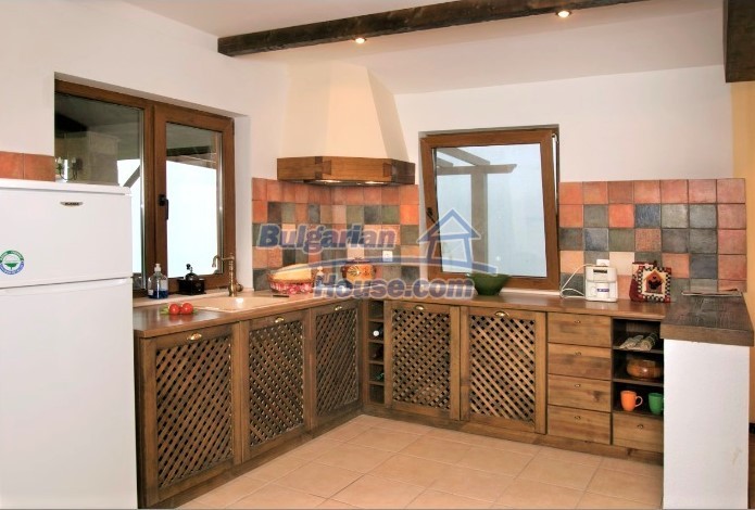 Foto 9 von 12 — Furnished house 200 meters from the beach in Kranevo