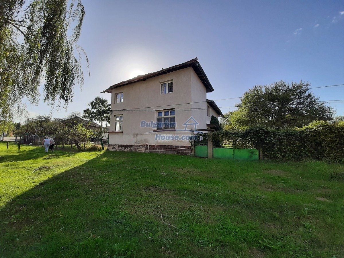 Foto 3 von 12 — Country house 20 km from Vratsa in a mountain area