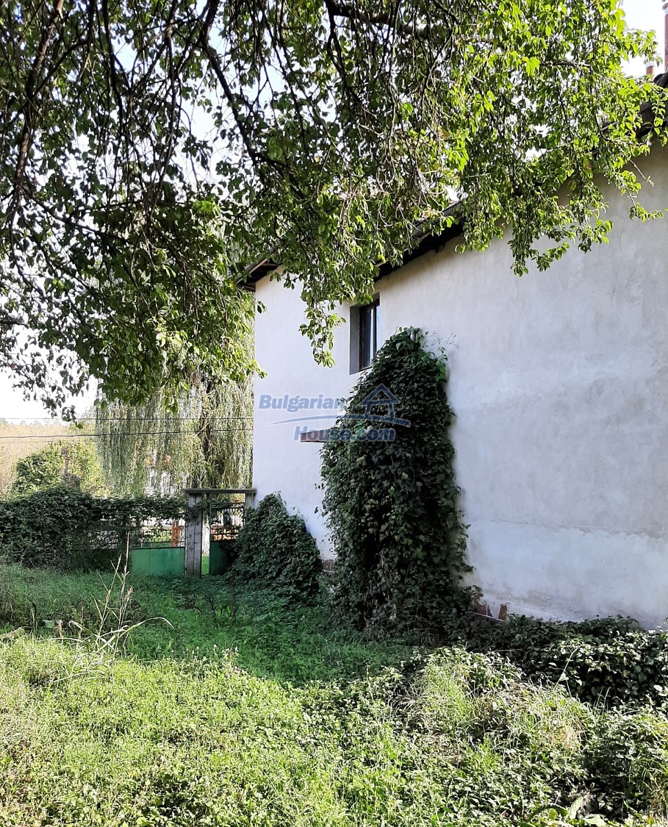 Foto 9 von 12 — Country house 20 km from Vratsa in a mountain area