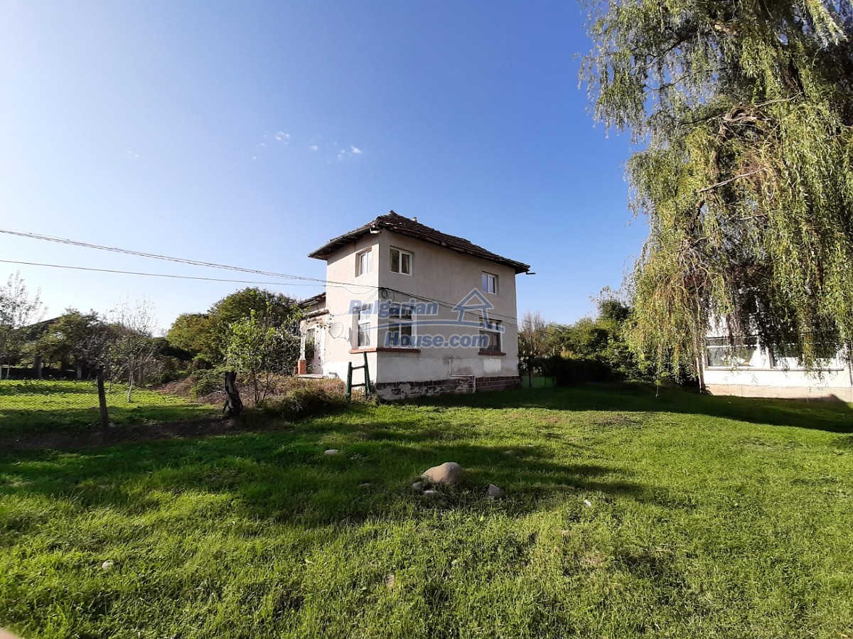 Foto 6 von 12 — Country house 20 km from Vratsa in a mountain area