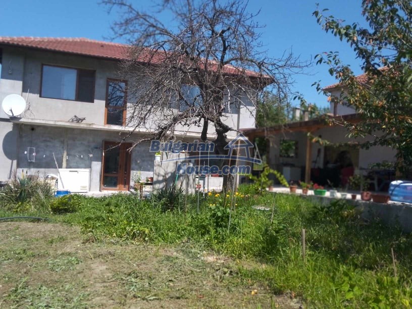 Foto 1 von 12 — Two-storey new house 12 km from the center of Varna