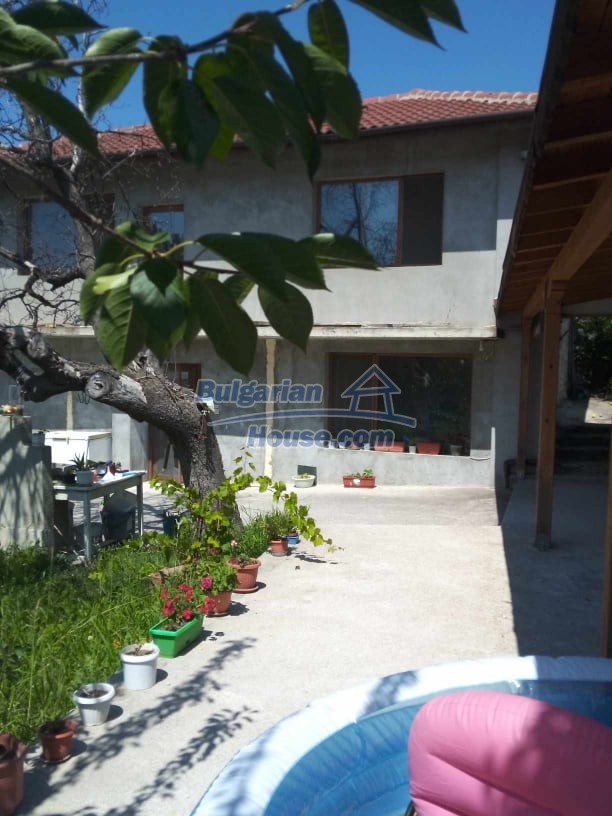 Foto 8 von 12 — Two-storey new house 12 km from the center of Varna