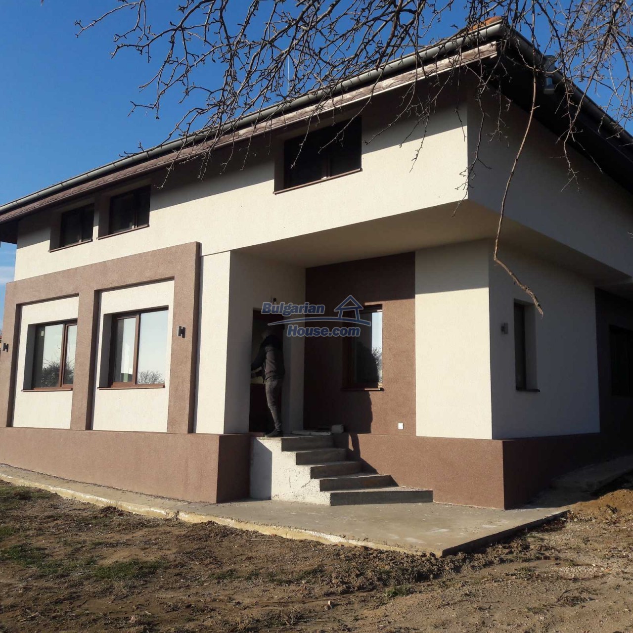 Foto 2 von 12 — New two-story elegant house 20 km from Varna