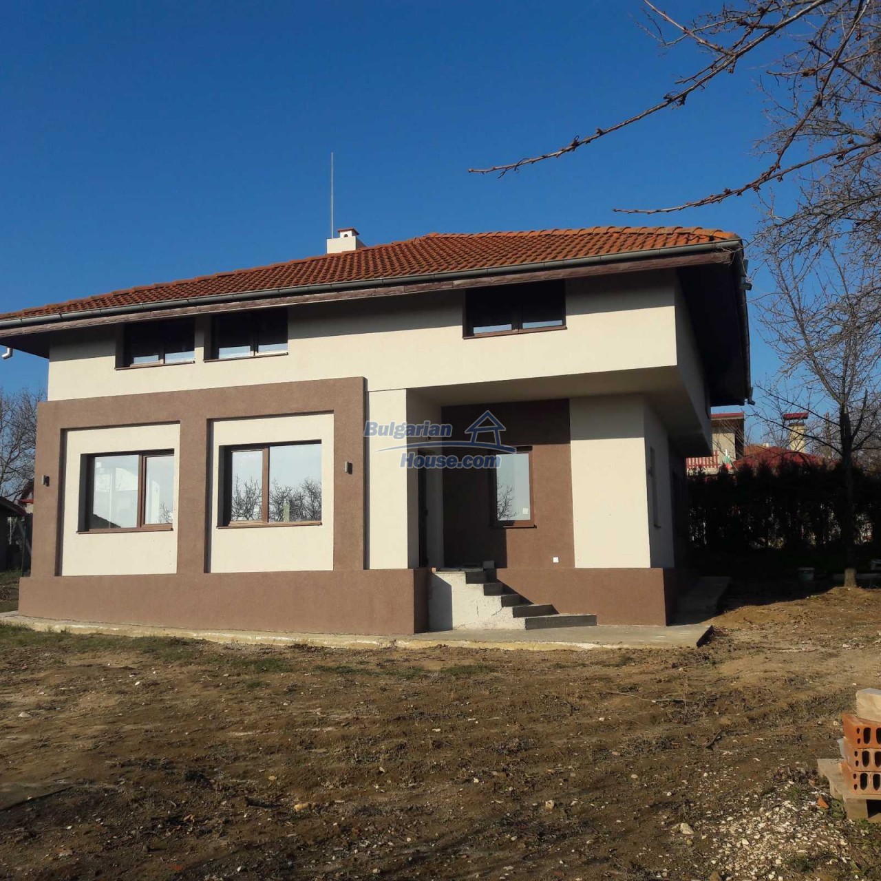 Foto 5 von 12 — New two-story elegant house 20 km from Varna