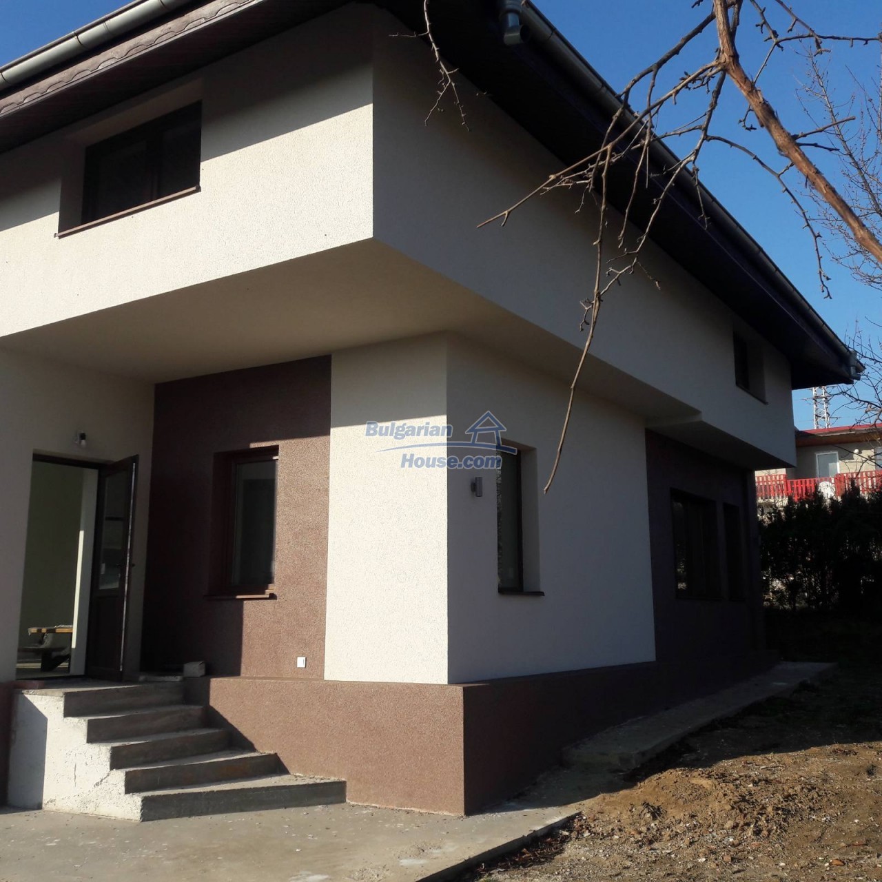 Foto 4 von 12 — New two-story elegant house 20 km from Varna
