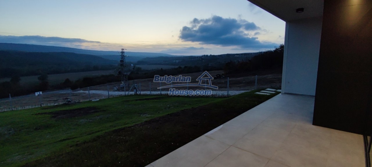 Foto 11 von 12 — New energy-saving house near Varna clouse to Varna