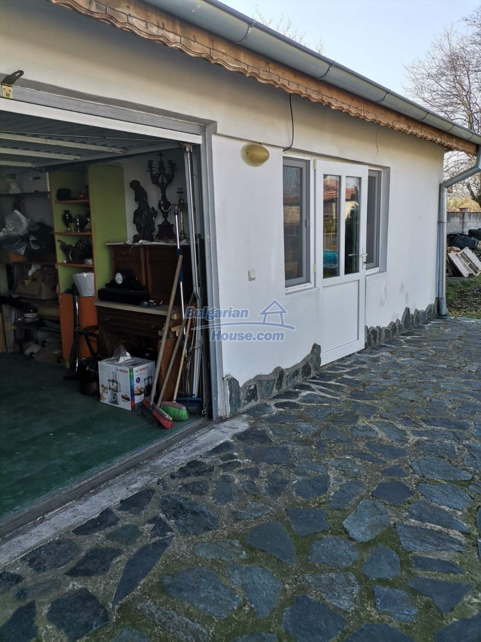 Foto 4 von 12 — Spacious big furnished house near Varna