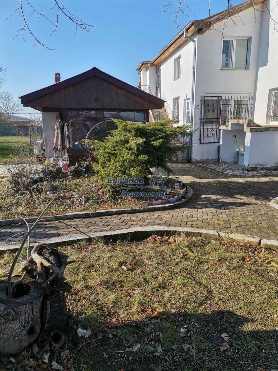 Foto 2 von 12 — Spacious big furnished house near Varna