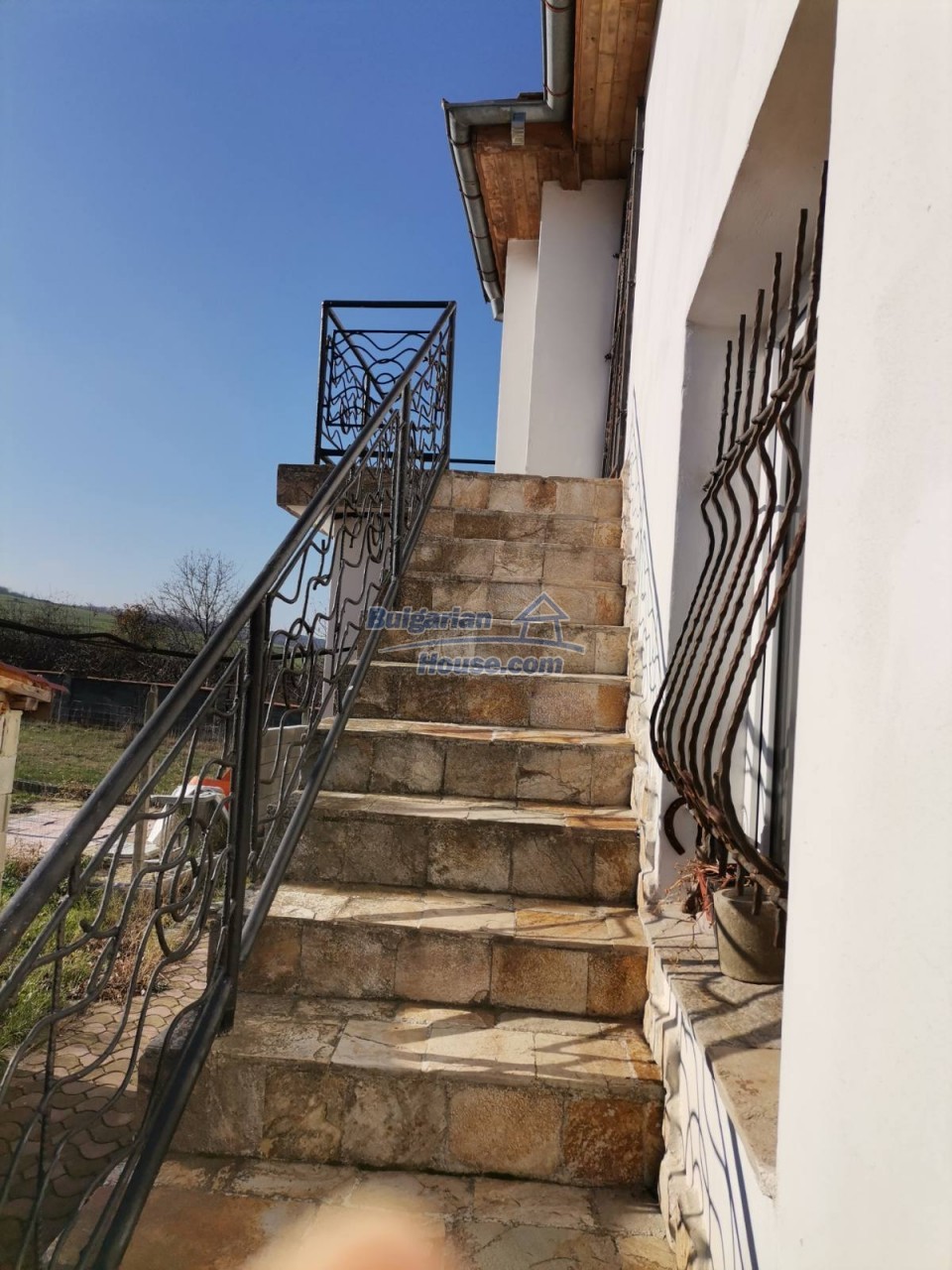 Foto 12 von 12 — Spacious big furnished house near Varna