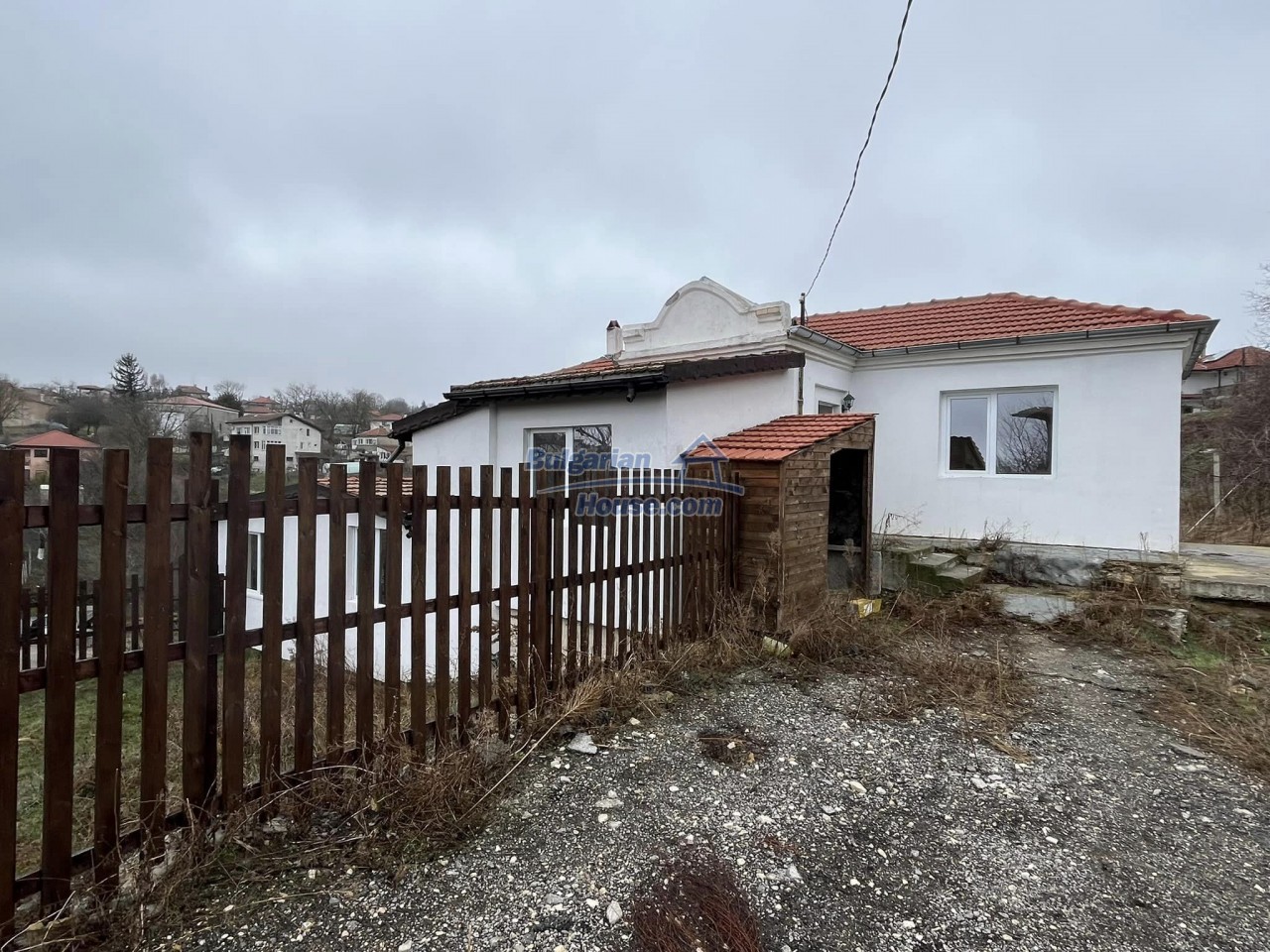 Foto 5 von 12 — Renovated one-story house 14 km from the center of Varna