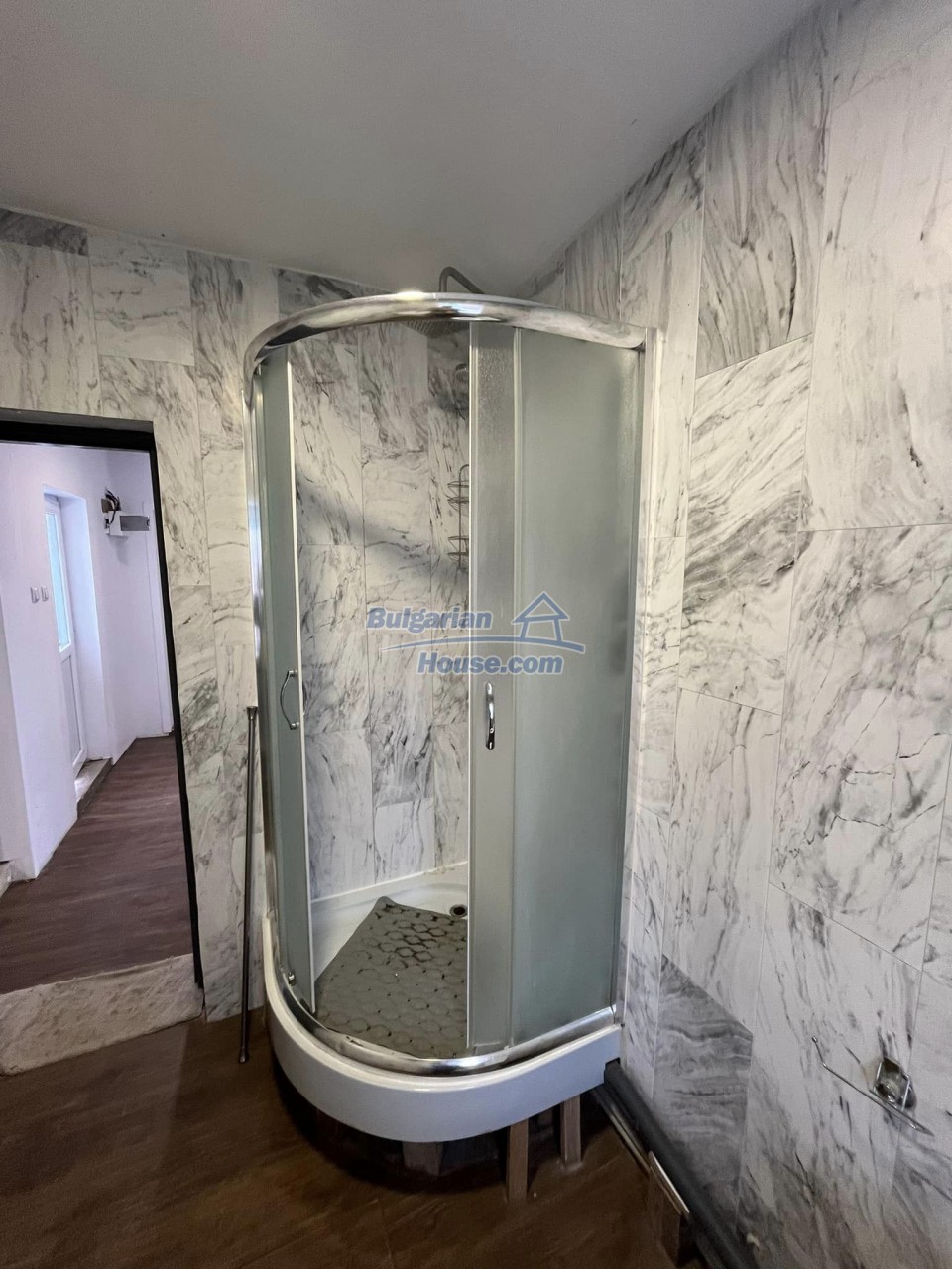 Foto 10 von 12 — Renovated one-story house 14 km from the center of Varna