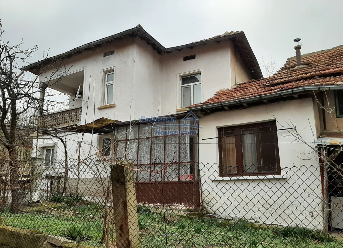 Foto 10 von 12 — House in Bulgaria Vratsa region close to forest lake and fields