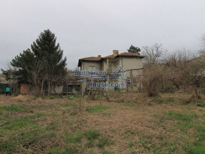 Foto 9 von 12 — CHEAP BULGARIAN house on the Danube river, OSTROV, Vratsa