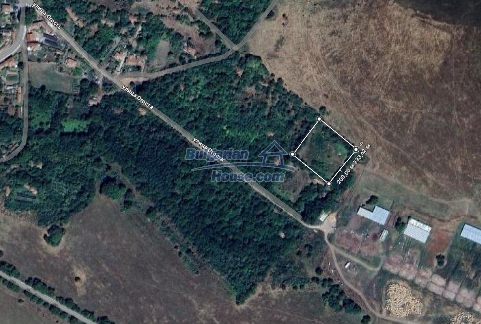 Foto 5 von 5 — Large plot of ​​land 10 km from Danube River