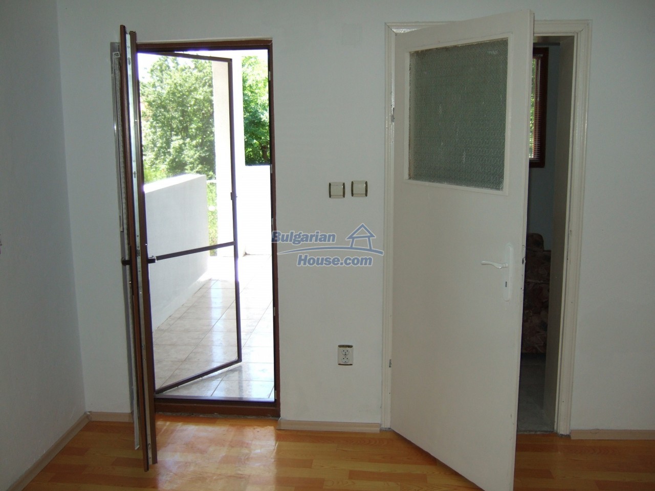 Foto 3 von 12 — Spacious three-storey house with sea view