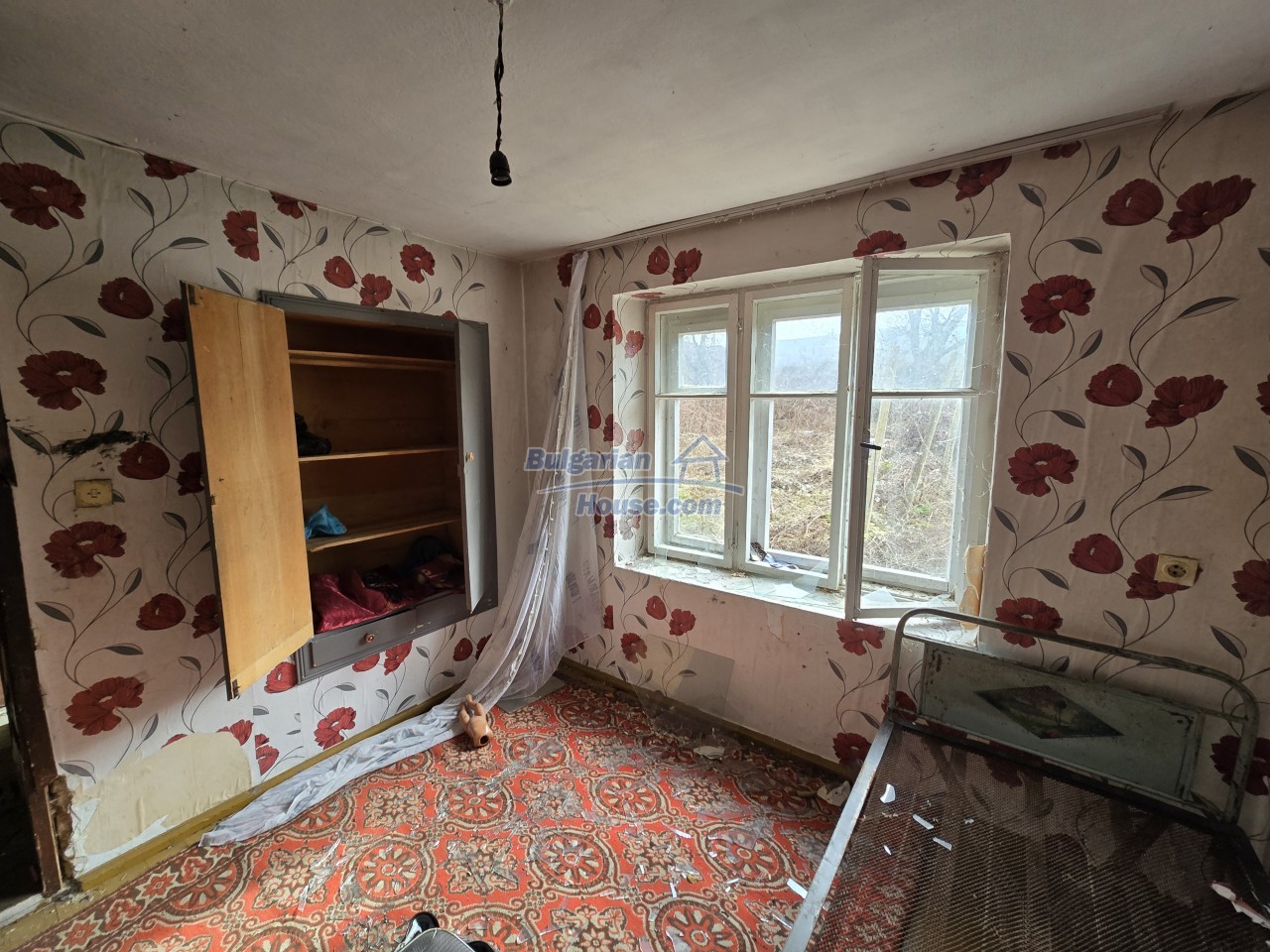 Foto 11 von 12 — Cheap Bulgarian House 5 km from a lake 40 km to Veliko Tarnovo