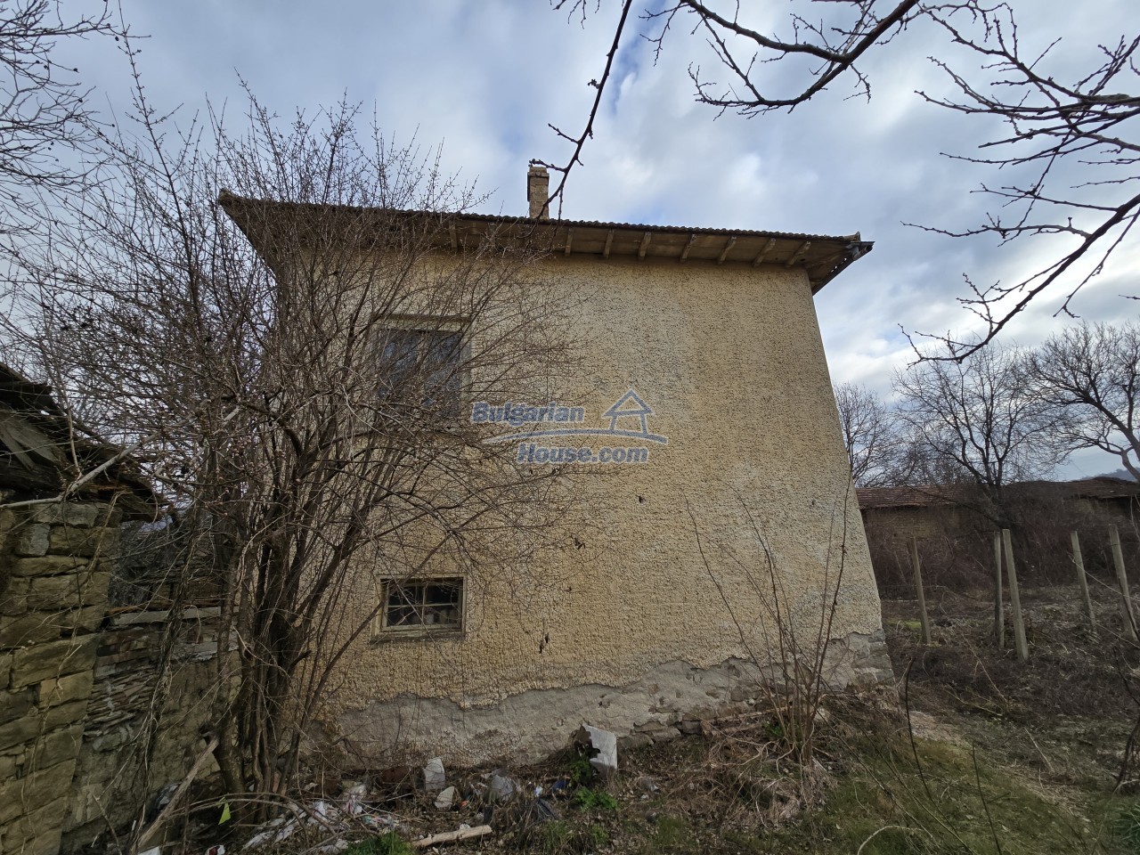 Foto 7 von 12 — Cheap Bulgarian House 5 km from a lake 40 km to Veliko Tarnovo