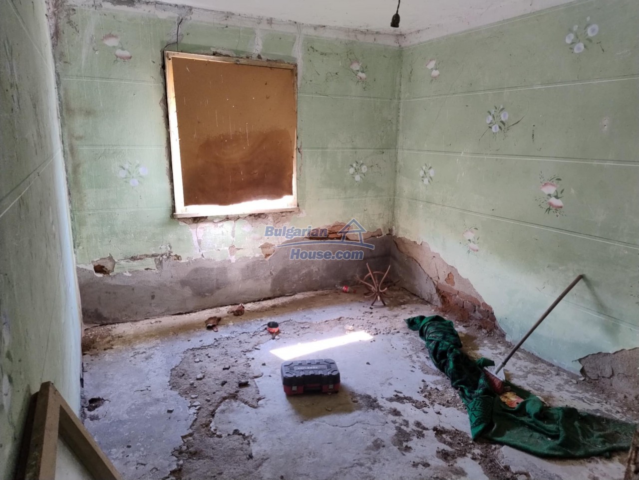 Foto 4 von 12 — Bulgarian village house for sale,5 km from river Danube