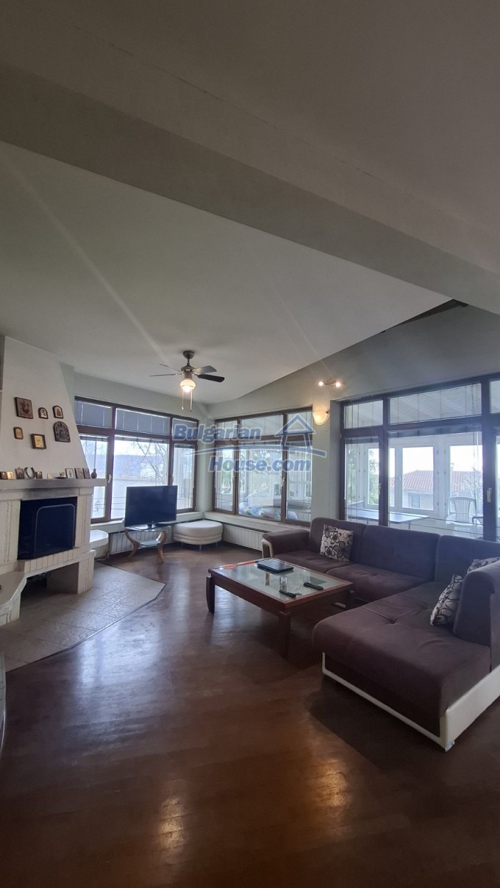 Foto 9 von 12 — Comfortable Villa Near the Coast with Garden and Pool