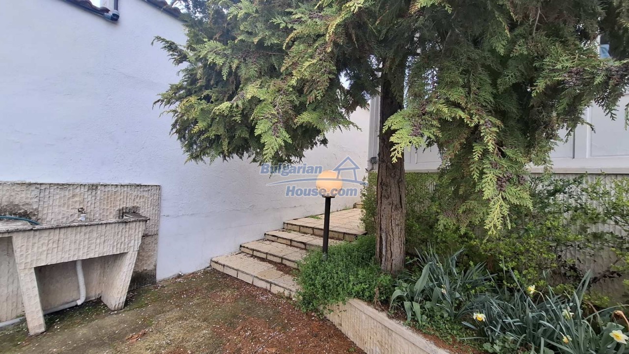 Foto 4 von 12 — Comfortable Villa Near the Coast with Garden and Pool