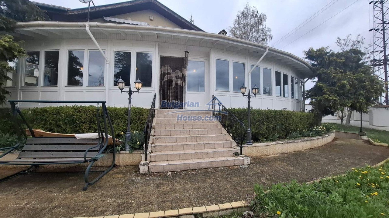Foto 1 von 12 — Comfortable Villa Near the Coast with Garden and Pool