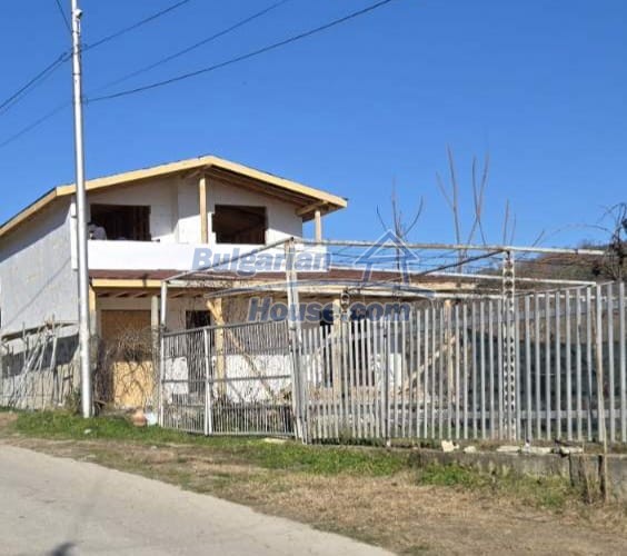 Foto 1 von 7 — Twin American-Style Wooden Homes Near Balchik Coast