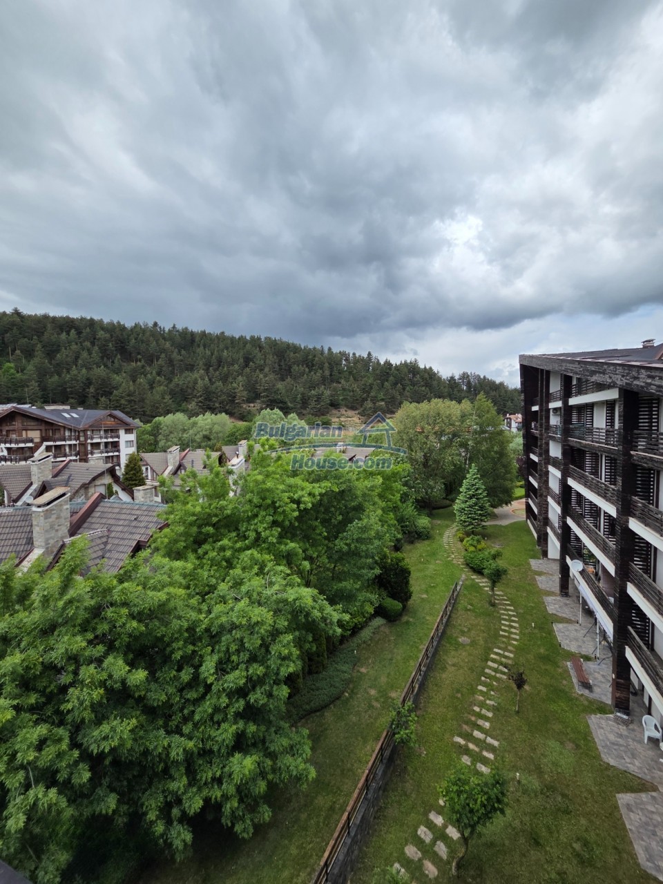 Foto 7 von 12 — Studio apartment in ASPEN VALLEY with a terrace & forest views