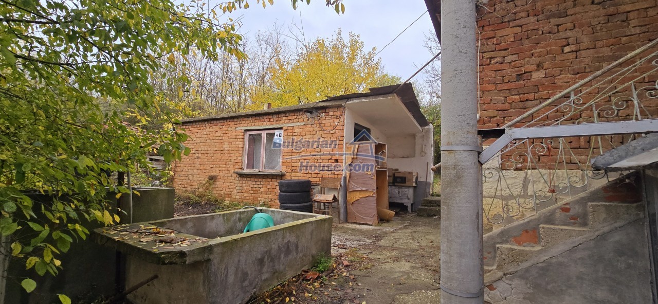 Foto 4 von 12 — House with 6 rooms, barn, garden and lovely views Ruse area