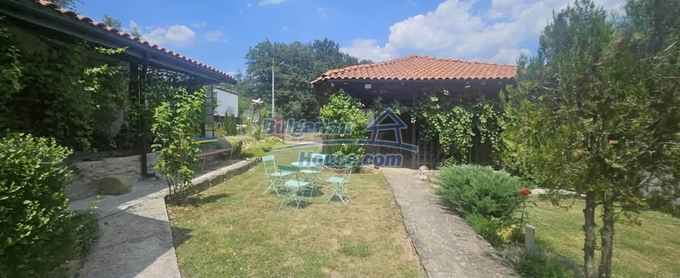 Foto 9 von 12 — Traditional Bulgarian House with breathtaking views 49km VT