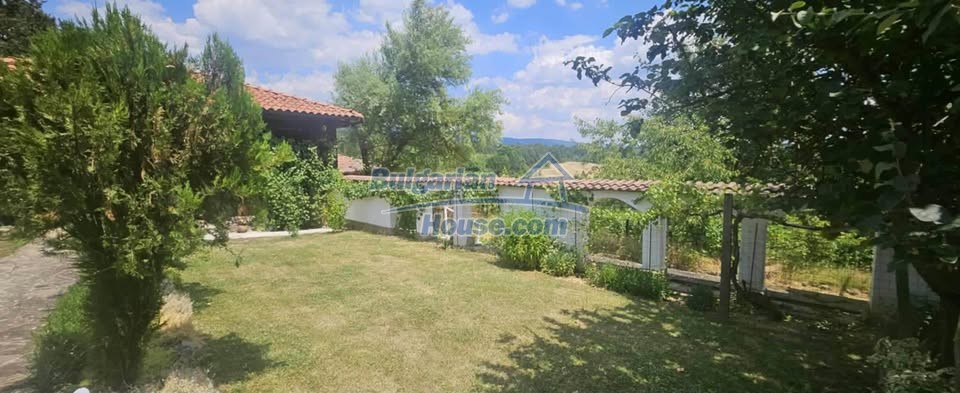 Foto 4 von 12 — Traditional Bulgarian House with breathtaking views 49km VT