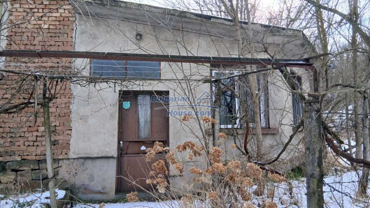 Foto 9 von 12 — Massive house with garden 2400sq.m near Danube and small river