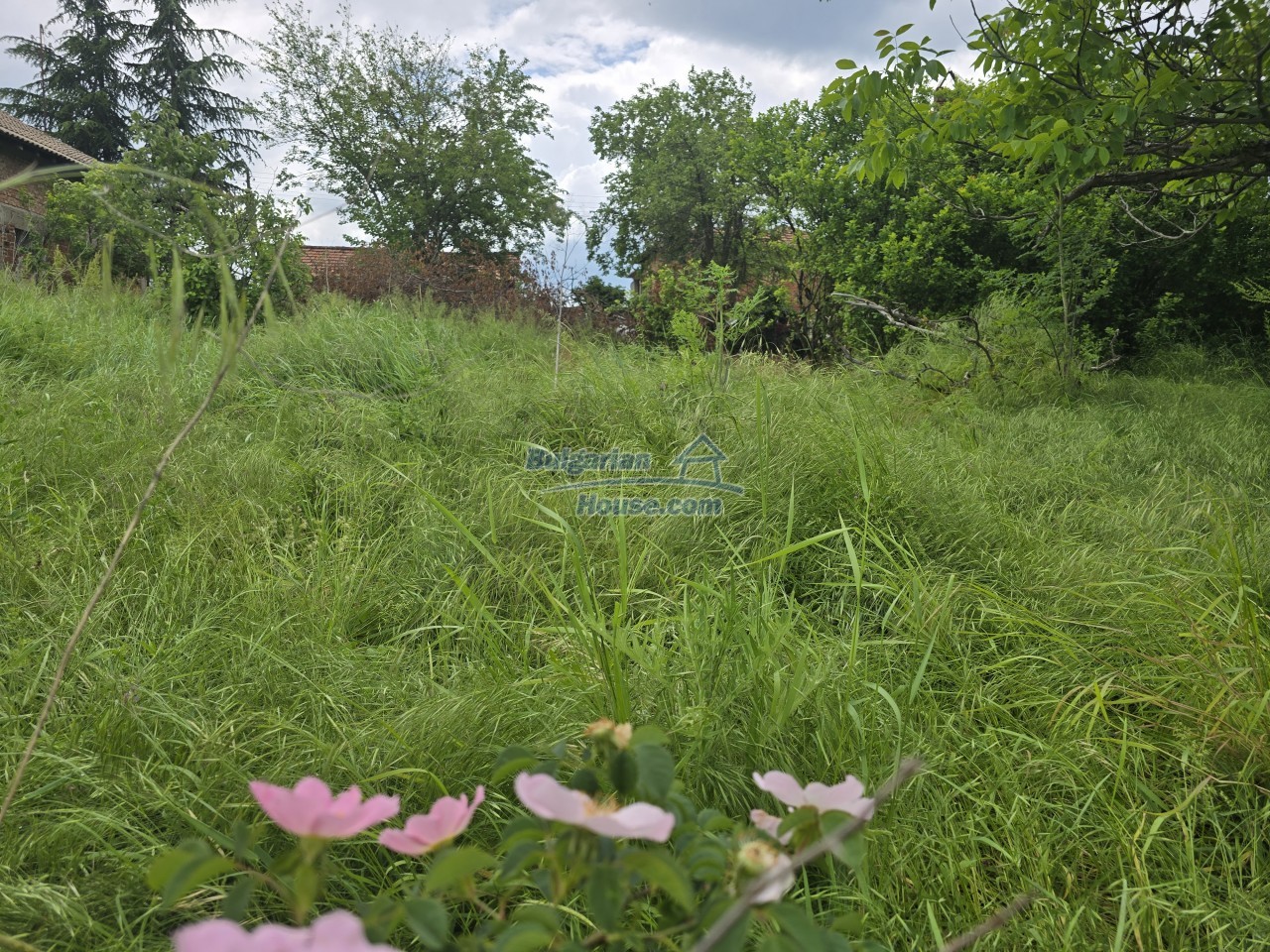 Foto 12 von 12 — Cheap house for renovation with nice views 30km from St.Zagora